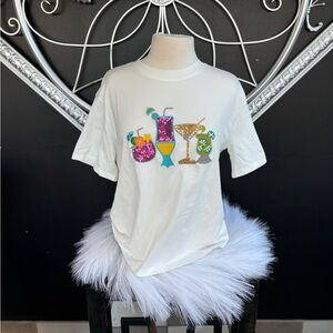 Embroidery detailed tee